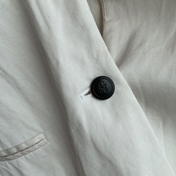 Formal white linen blazer - Picture 4 of 6